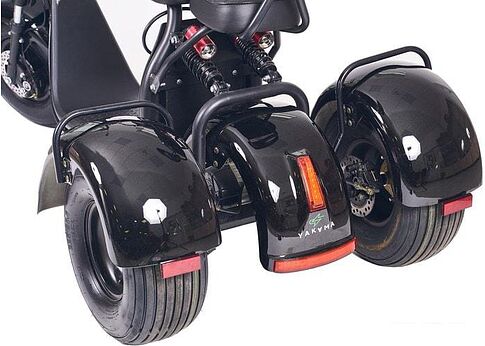 Электроскутер Yakama АР-Н0006B (черный)