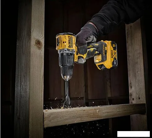 Ударная дрель-шуруповерт DeWalt DCD100YP2T (с 2-мя АКБ 5 Ач, кейс)