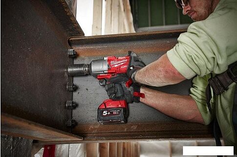 Гайковерт Milwaukee M18 Fuel OneFHIWF12-0X One-Key (без АКБ, кейс)