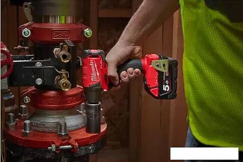 Ударный гайковерт Milwaukee M18 ONEIWF12-0X Fuel 4933459198 (без АКБ, кейс)
