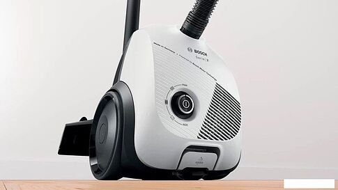 Пылесос Bosch Serie 2 BGLS2WH1H
