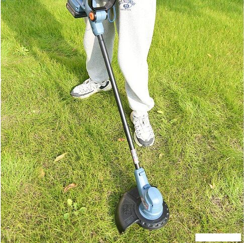 Триммер Senix GTX2-L-EU (без АКБ)