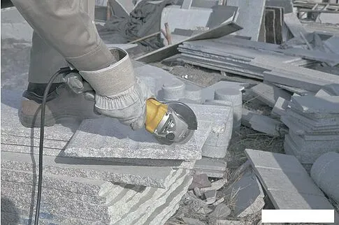 Угловая шлифмашина Stanley STGS9125