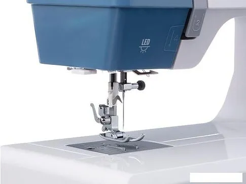 Электромеханическая швейная машина Chayka SewLux 200