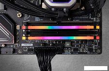 Оперативная память Corsair Vengeance RGB PRO 2x8GB DDR4 PC4-28800 CMW16GX4M2D3600C18 Оперативная память Corsair Vengeance RGB PRO 2x8GB DDR4 PC4-28800 CMW16GX4M2D3600C18