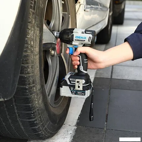 Гайковерт Deko ZKIS Set 083-1084 (с 1-им АКБ)