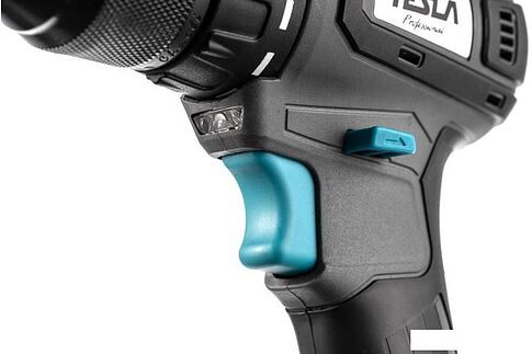 Дрель-шуруповерт Tesla TCD18BL 840369 (с 2-мя АКБ, кейс)