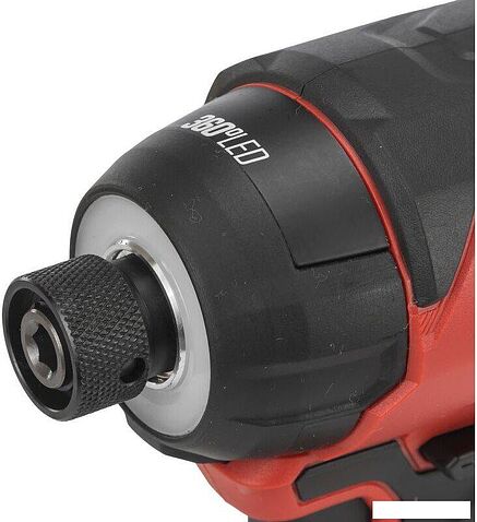 Винтоверт Skil ID6739SE00 (без АКБ)