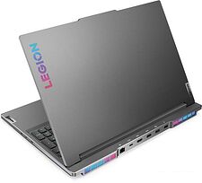 Игровой ноутбук Lenovo Legion 7 16IAX7 82TD0009RK