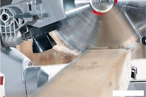 Торцовочная Metabo KGS 305 M