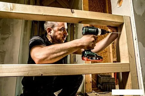 Дрель-шуруповерт Metabo BS 18 LT BL (без АКБ и кейса)