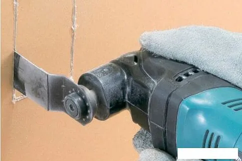Мультифункциональная шлифмашина Makita DTM50RFE