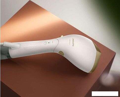 Отпариватель Philips STH7030/10