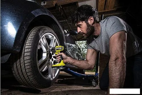 Гайковерт Ryobi RIW18X-0 5133004960 (без АКБ)