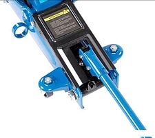 Подкатной домкрат Nordberg N32031L 3т Подкатной домкрат Nordberg N32031L 3т