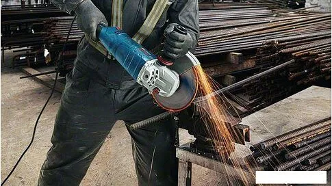Угловая шлифмашина Bosch GWS 24-230 JZ Professional 06018C3300