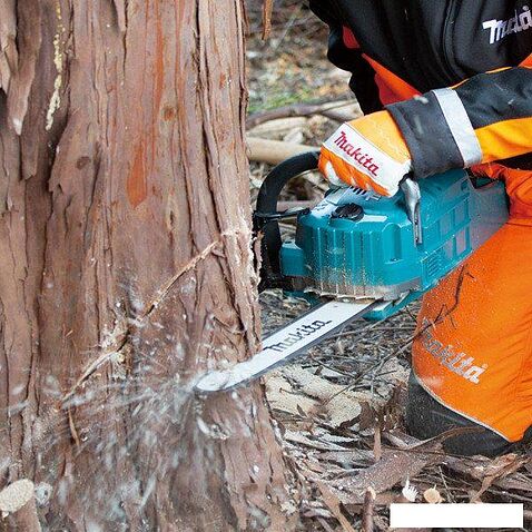 Аккумуляторная пила Makita UC016GZ01 (без АКБ)