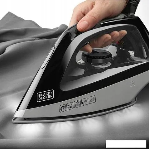 Утюг Black & Decker BXSS2200E