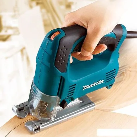 Электролобзик Makita 4329