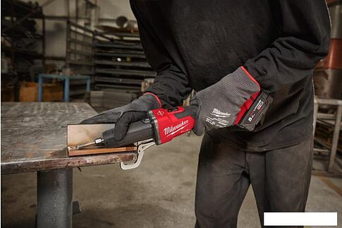 Прямошлифовальная машина Milwaukee M18 FDGRB-0 Fuel 4933480952 (без АКБ)