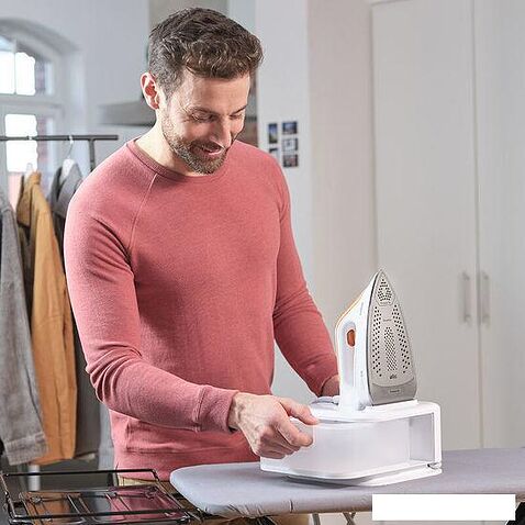 Утюг Braun CareStyle Compact Pro IS 2561 WH