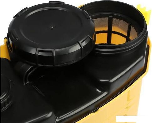 Аккумуляторный опрыскиватель Tundra 9194164