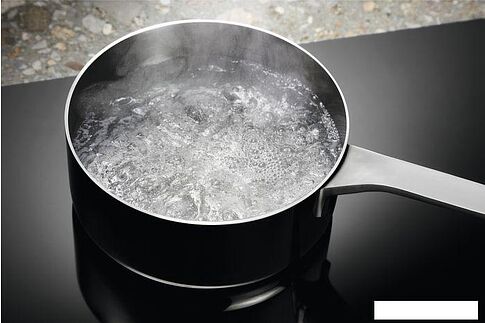 Варочная панель Electrolux EIP6446