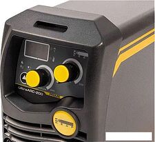 Сварочный инвертор Кедр UltraARC-200