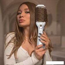 Фен-щетка Endever Aurora-500 (белый)