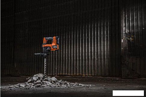 Перфоратор AEG Powertools BBH18BL2-502C 4935492343 (с 2-мя АКБ, кейс)