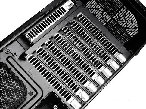 Корпус SilverStone Grandia GD09 SST-GD09B