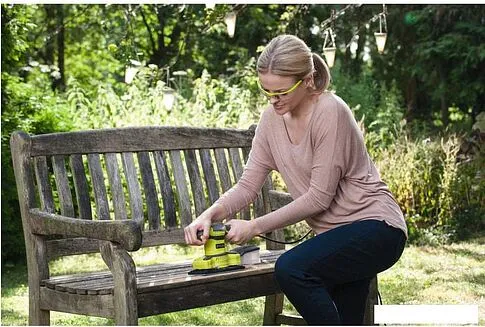 Виброшлифмашина Ryobi RSS280-S