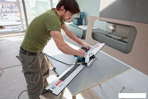 Дисковая (циркулярная) пила Bosch GKS 55+ G Professional [0601682001]