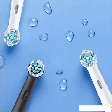 Электрическая зубная щетка Oral-B iO Series 4 I0G4.1A6.1DK (белый)