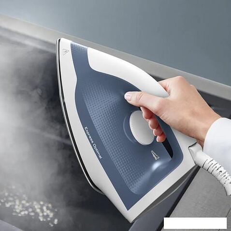 Утюг Tefal SV4110E0