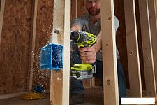 Ударная дрель-шуруповерт Ryobi R18PD7-252S 5133004391 (с 2-мя АКБ, сумка) Ударная дрель-шуруповерт Ryobi R18PD7-252S 5133004391 (с 2-мя АКБ, сумка)