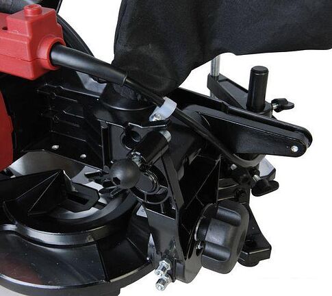 Торцовочная пила Энергомаш Гарант ПТ1-210