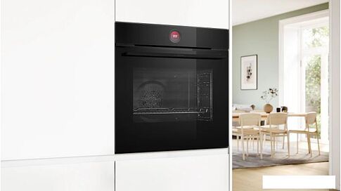 Электрический духовой шкаф Bosch Serie 8 HBG9742B1S