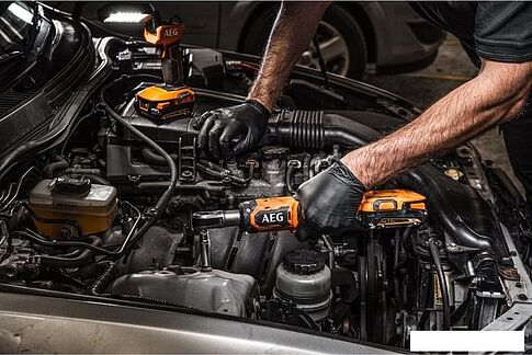 Трещотка AEG Powertools BSS18R38BL-0 (без АКБ)