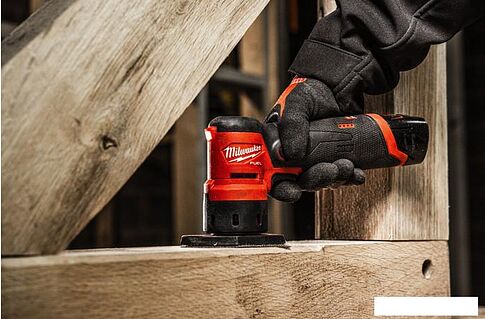 Дельташлифмашина Milwaukee M12FDSS-0B 4933479680 (без АКБ)
