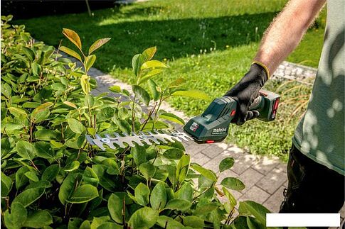 Кусторез + ножницы Metabo SGS 12 Q 601608850 (без АКБ)