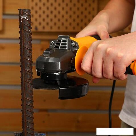 Угловая шлифмашина Deko DKAG1250-125