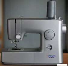 Электромеханическая швейная машина Jaguar JS-40S Электромеханическая швейная машина Jaguar JS-40S