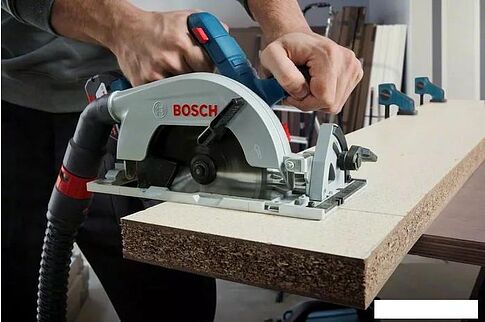 Дисковая (циркулярная) пила Bosch GKS 185-LI Professional 06016C1221 (без АКБ)