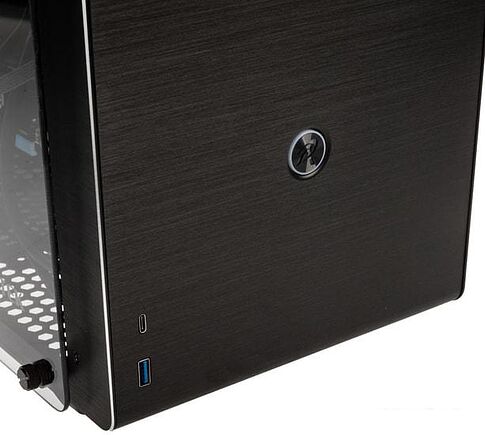 Корпус Raijintek Ophion M Evo TGS