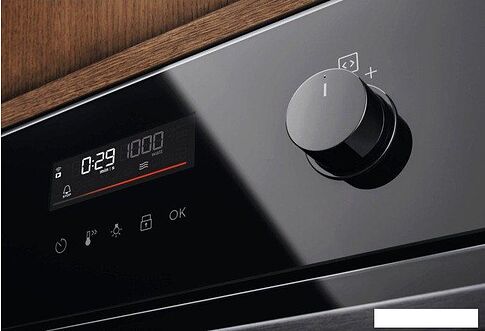 Микроволновая печь Electrolux LVM6E46Z