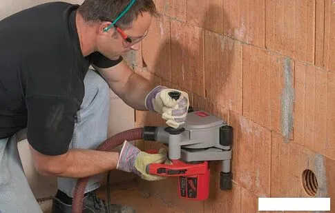 Штроборез Milwaukee WCS 45 [4933383350]