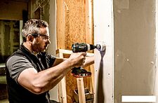 Дрель-шуруповерт Metabo BS 18 LT BL (без АКБ и кейса) Дрель-шуруповерт Metabo BS 18 LT BL (без АКБ и кейса)