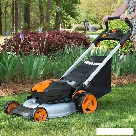 Колёсная газонокосилка Worx WG751E (с 2-мя АКБ и ЗУ)