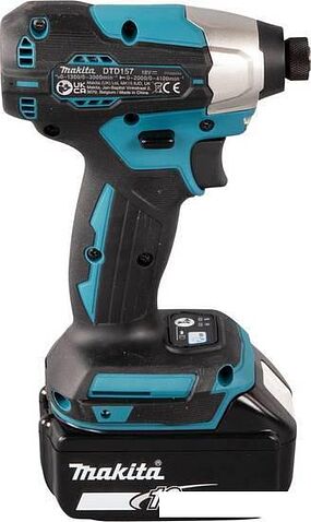 Винтоверт Makita DTD157RTJ (с 2-мя АКБ, кейс )